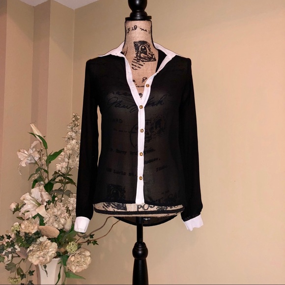 Tops - ~HS~ Black button up blouse white accents. Size XS